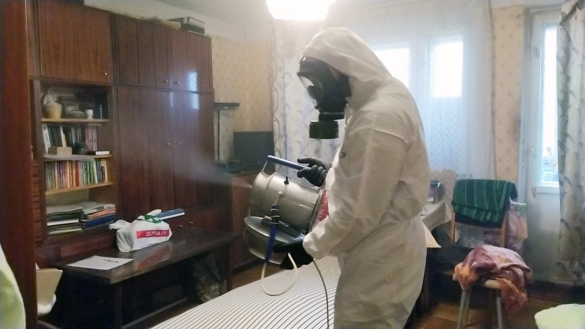 ФОТО Безопасны ли препараты для дезинсекции в Утте? | подробно